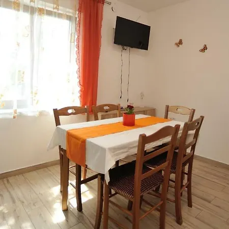 Apartment Svilno *